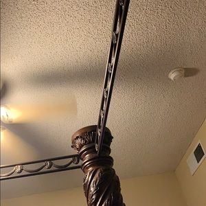 Meet your Posher, Christopher